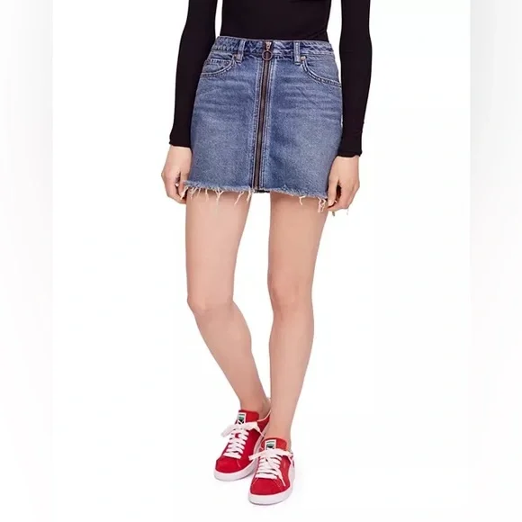 Free People We The Free Zip It Up Denim Mini Skirt A-Line Frayed Hem 31 NWT - Picture 9 of 12